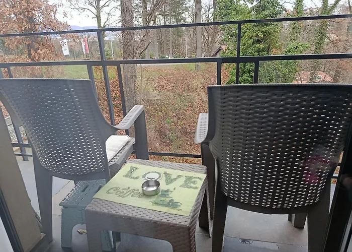 Delux Eleni Lejlighed *